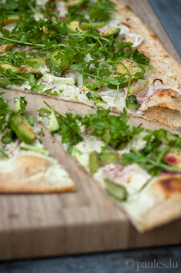 Tarte with Green Asparagus and Avocado by Paule Schram