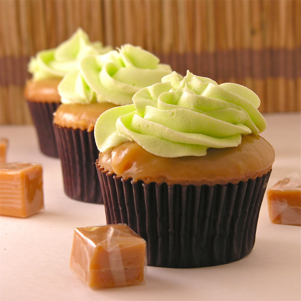 Caramel Apple Cupcakes (by chrystalkanu)