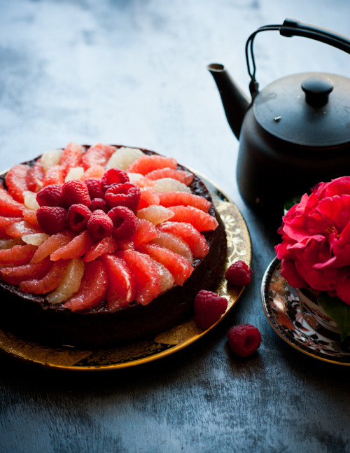 Grapefruit Raspberry Flourless Chocolate Cake Anthology Magazine